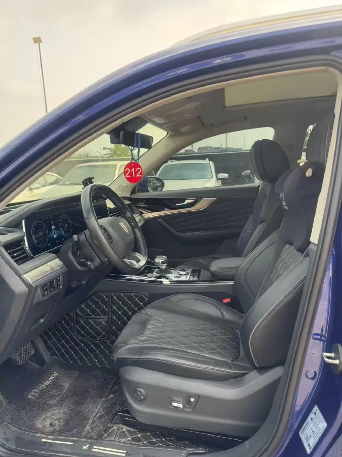 2022 HongQi HS5 2.0T 224HP L4 6AT,autocango,china used car exporter,china ev exporter,chinese used car exporter,chinese used ev exporter