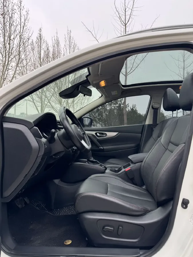2022 Nissan Qashqai 2.0L 151HP L4 CVT,autocango,china used car exporter,china ev exporter,chinese used car exporter,chinese used ev exporter