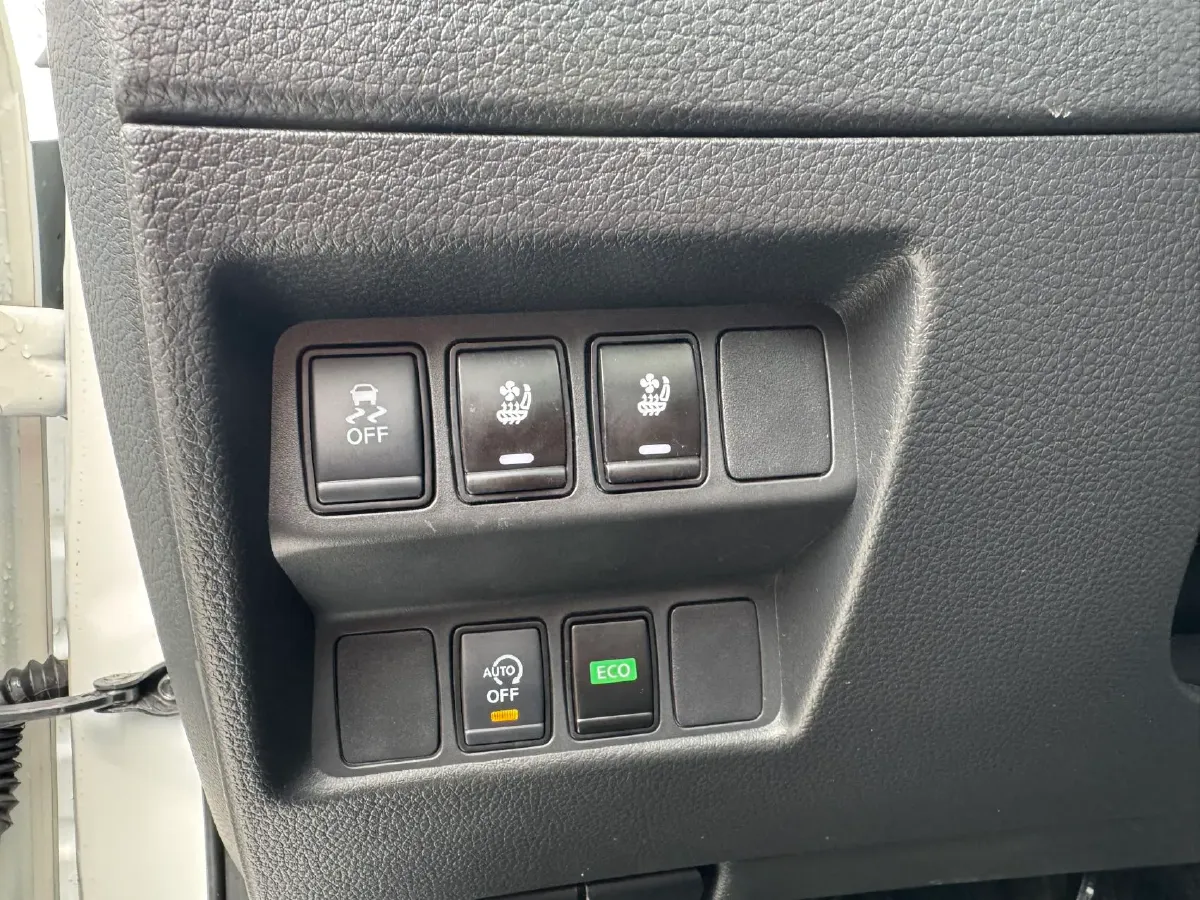 2022 Nissan Qashqai 2.0L 151HP L4 CVT,autocango,china used car exporter,china ev exporter,chinese used car exporter,chinese used ev exporter