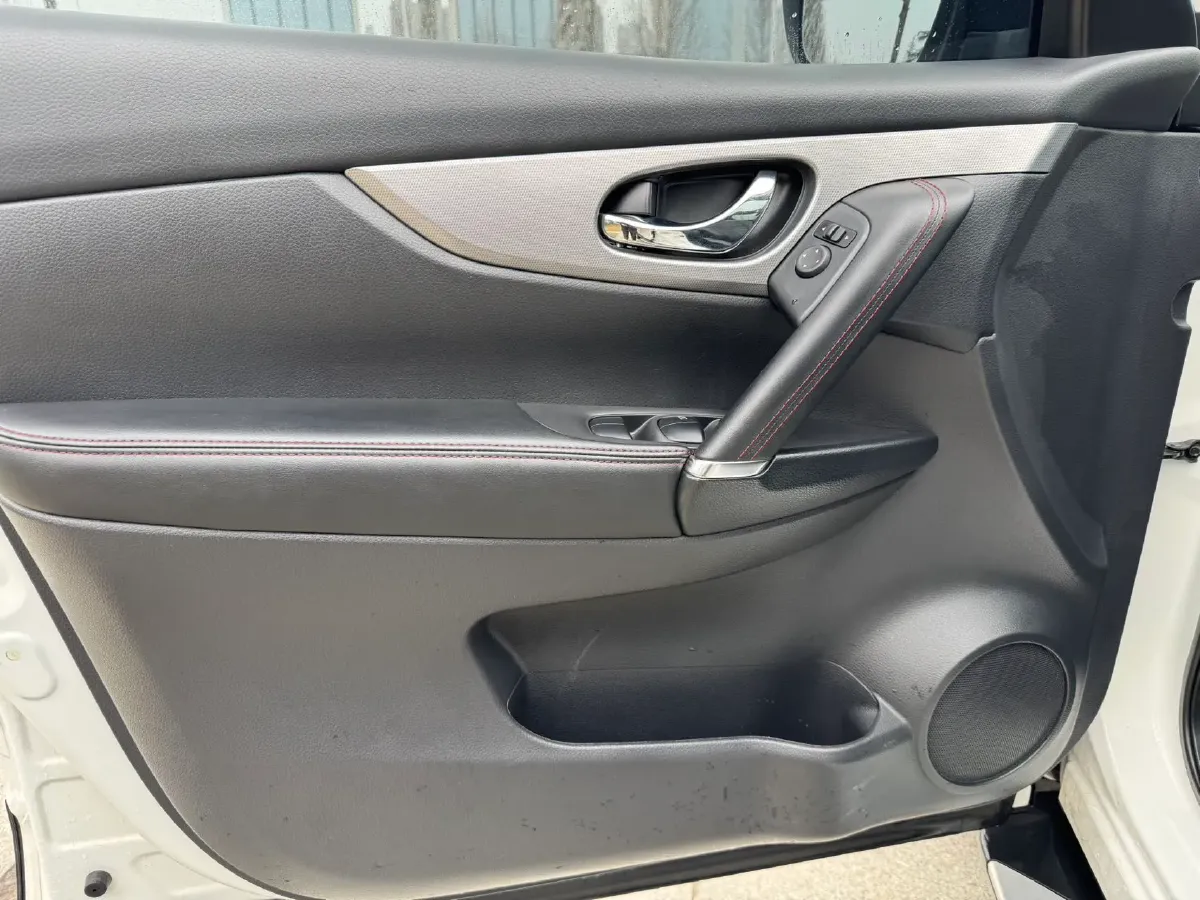 2022 Nissan Qashqai 2.0L 151HP L4 CVT,autocango,china used car exporter,china ev exporter,chinese used car exporter,chinese used ev exporter