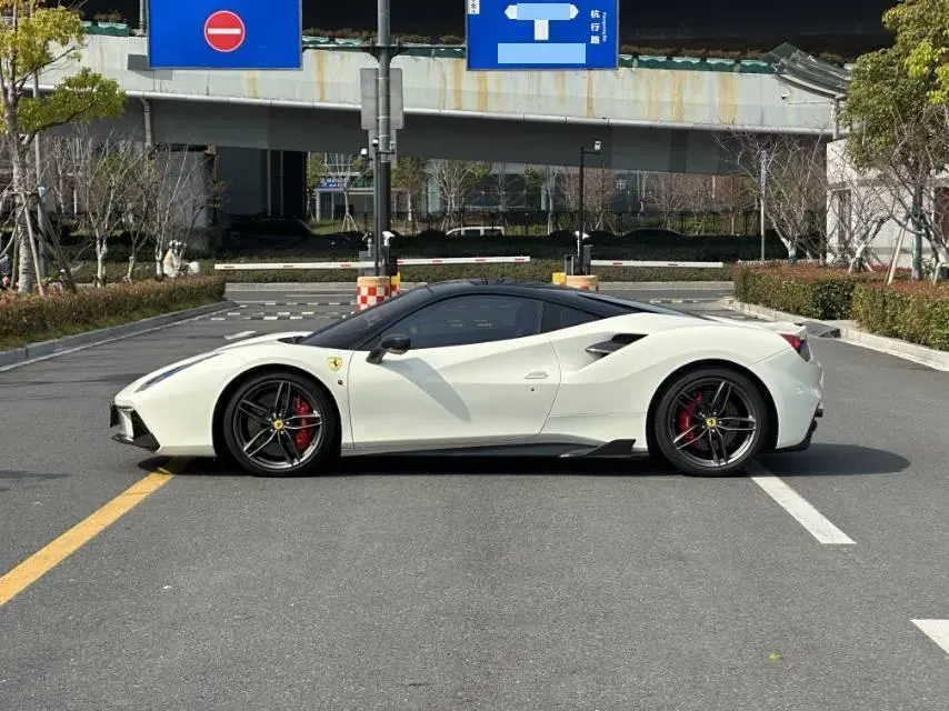 2015 Ferrari 488 3.9T 670HP V8 7DCT,autocango,china used car exporter,china ev exporter,chinese used car exporter,chinese used ev exporter