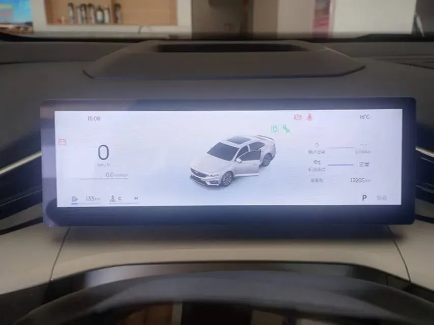 2025 Geely Preface 2.0T 238HP L4 8AT,autocango,china used car exporter,china ev exporter,chinese used car exporter,chinese used ev exporter