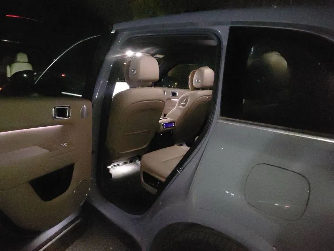 2025 Li L8 Range Extended 154HP REEV,autocango,china used car exporter,china ev exporter,chinese used car exporter,chinese used ev exporter