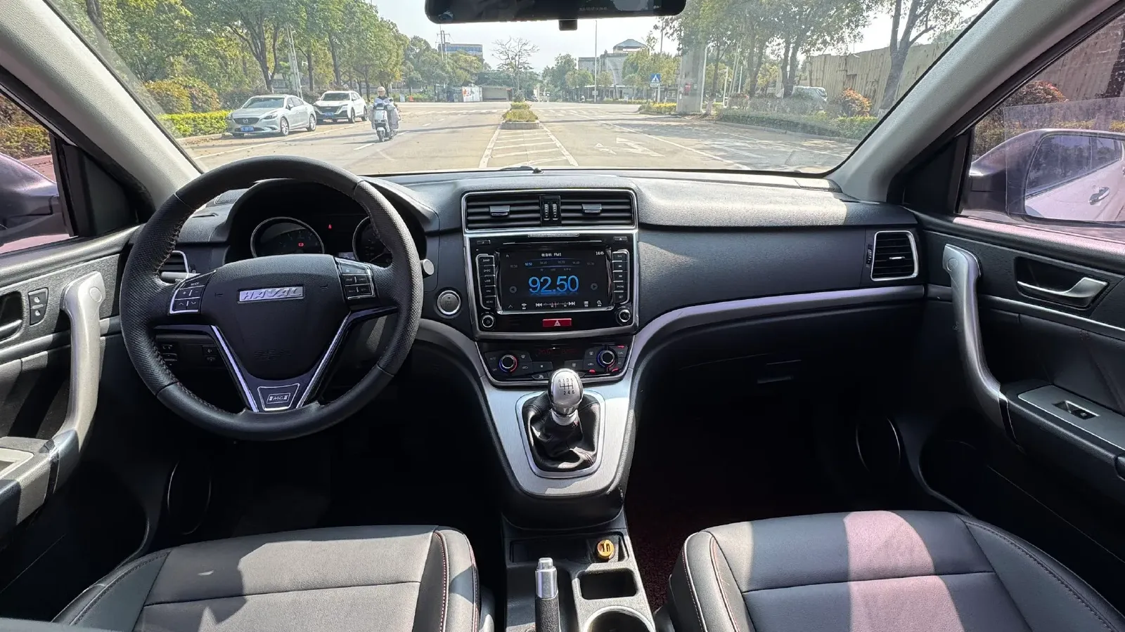 2019 Haval M6 1.5T 150HP L4 6MT,autocango,china used car exporter,china ev exporter,chinese used car exporter,chinese used ev exporter