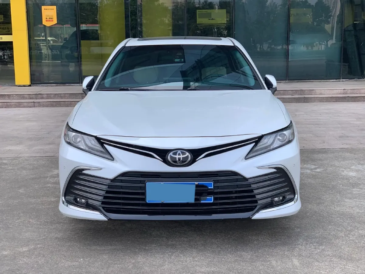 2023 Toyota Camry 2.0L 177HP L4 CVT,autocango,china used car exporter,china ev exporter,chinese used car exporter,chinese used ev exporter
