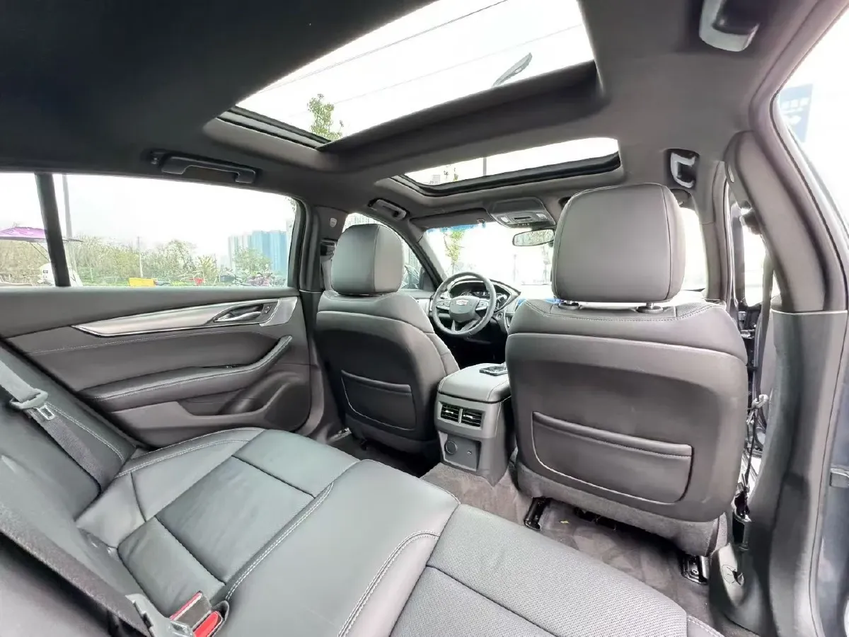 2021 Cadillac CT5 2.0T 237HP L4 10AT,autocango,china used car exporter,china ev exporter,chinese used car exporter,chinese used ev exporter