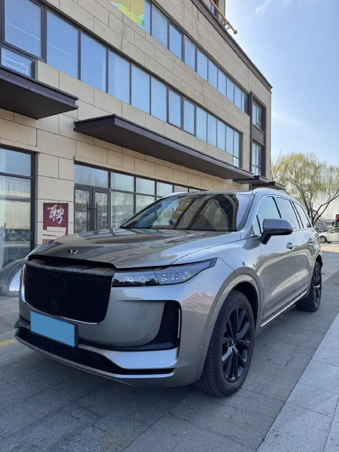 2020 Li ONE Range Extended 131HP REEV 40.5KWH,autocango,china used car exporter,china ev exporter,chinese used car exporter,chinese used ev exporter