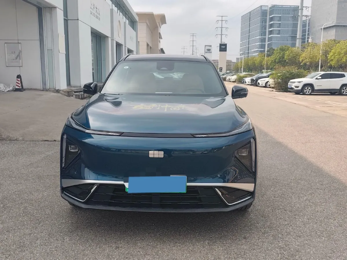 2025 Geely Galaxy L7 1.5L 112HP L4 1DHT PHEV 18.4KWH,autocango,china used car exporter,china ev exporter,chinese used car exporter,chinese used ev exporter