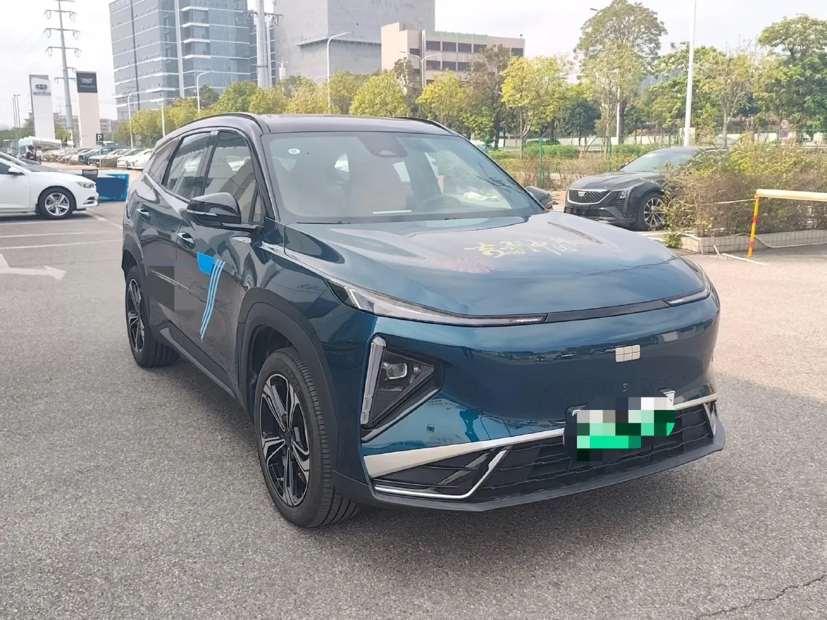 2025 Geely Galaxy L7 1.5L 112HP L4 1DHT PHEV 18.4KWH,autocango,china used car exporter,china ev exporter,chinese used car exporter,chinese used ev exporter