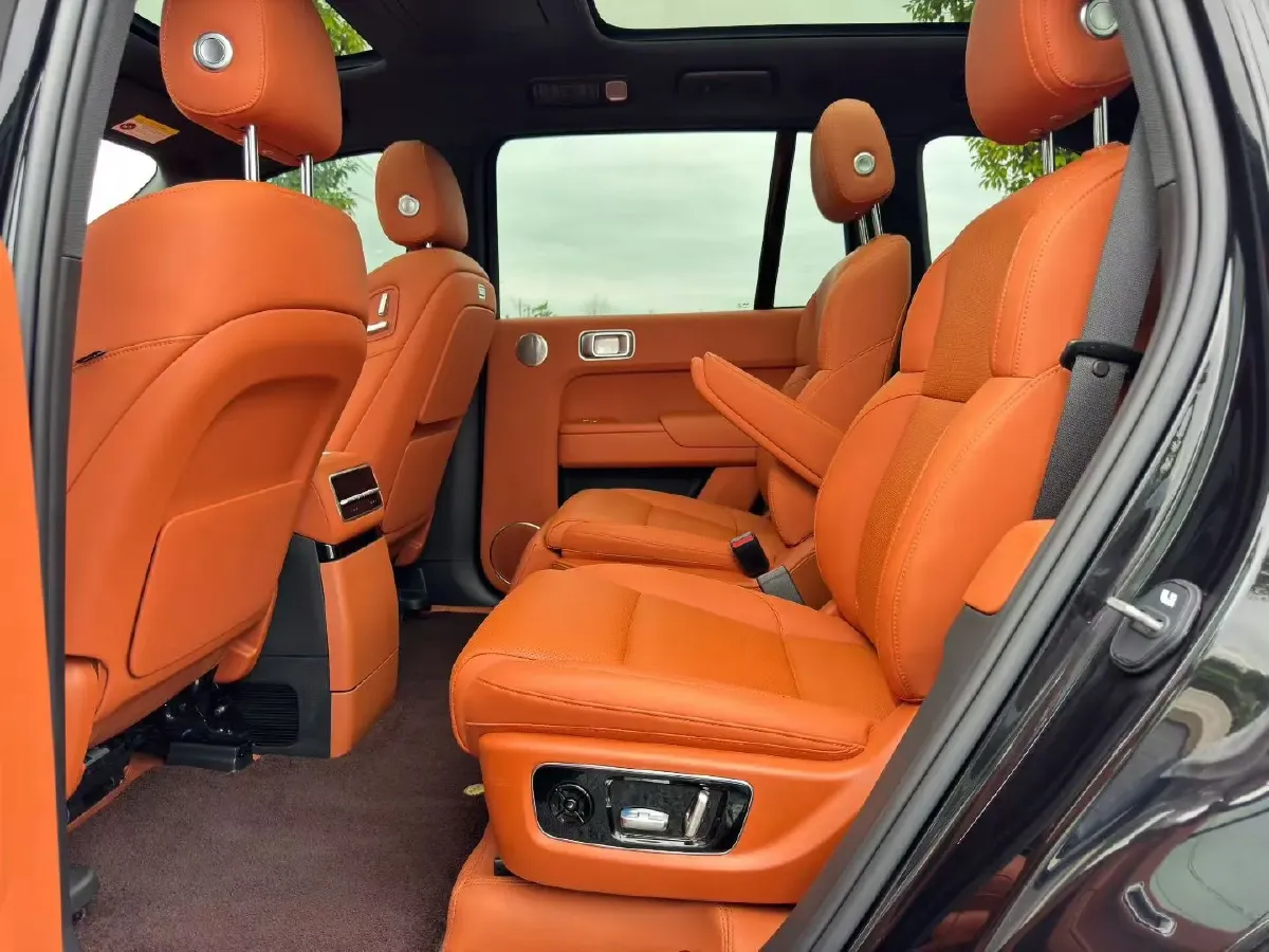 2023 Li L9 Range Extended 154HP REEV 42.6KWH,autocango,china used car exporter,china ev exporter,chinese used car exporter,chinese used ev exporter