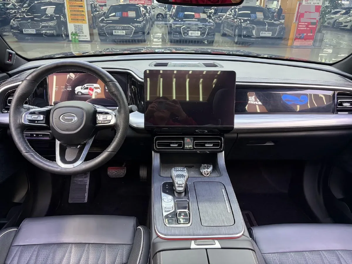 2022 GAC Trumpchi GS8 2.0T 252HP L4 8AT,autocango,china used car exporter,china ev exporter,chinese used car exporter,chinese used ev exporter