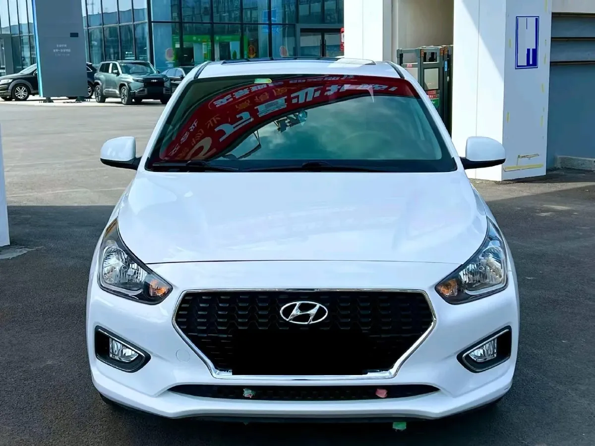2017 Hyundai Reina 1.4L 95HP L4 4AT,autocango,china used car exporter,china ev exporter,chinese used car exporter,chinese used ev exporter