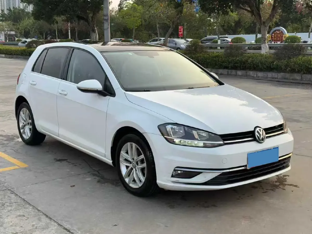 2019 Brilliance Auto V7 1.8T 231HP L4 7DCT,autocango,china used car exporter,china ev exporter,chinese used car exporter,chinese used ev exporter