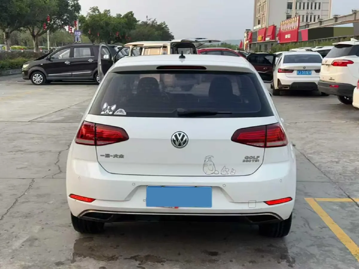 2019 Brilliance Auto V7 1.8T 231HP L4 7DCT,autocango,china used car exporter,china ev exporter,chinese used car exporter,chinese used ev exporter