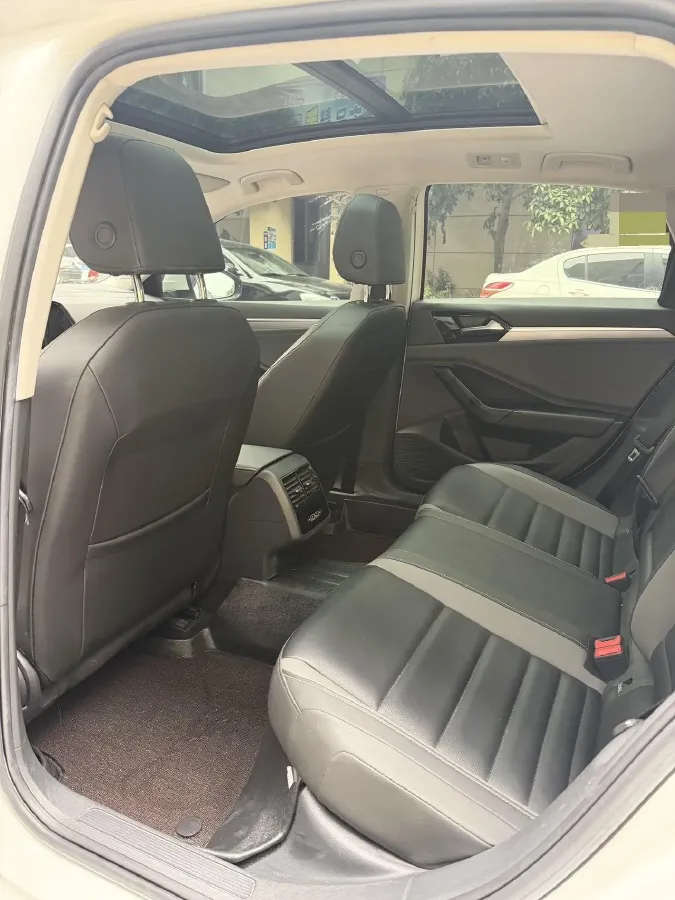 2019 Volkswagen Tharu 1.4T 150HP L4 7DCT,autocango,china used car exporter,china ev exporter,chinese used car exporter,chinese used ev exporter