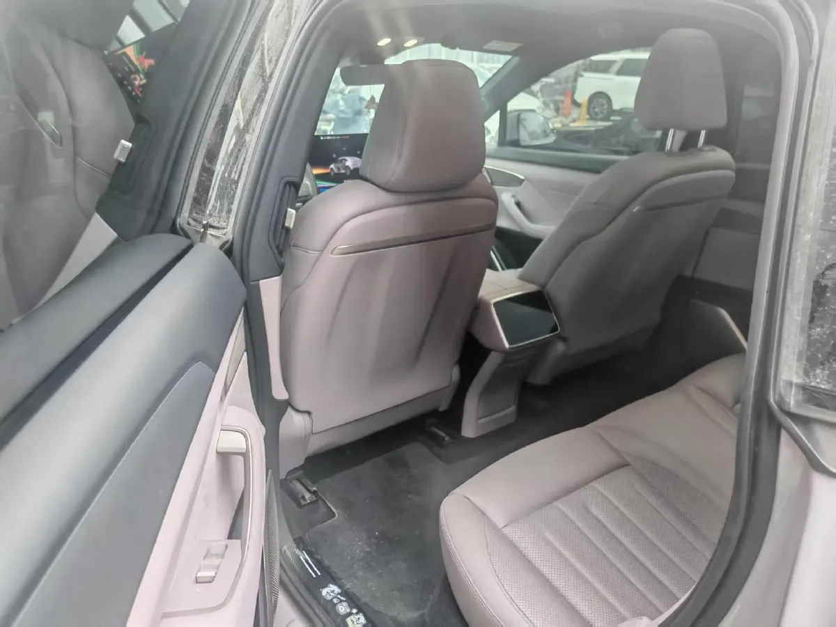 2024 ONVO L60 BEV 60KWH,autocango,china used car exporter,china ev exporter,chinese used car exporter,chinese used ev exporter