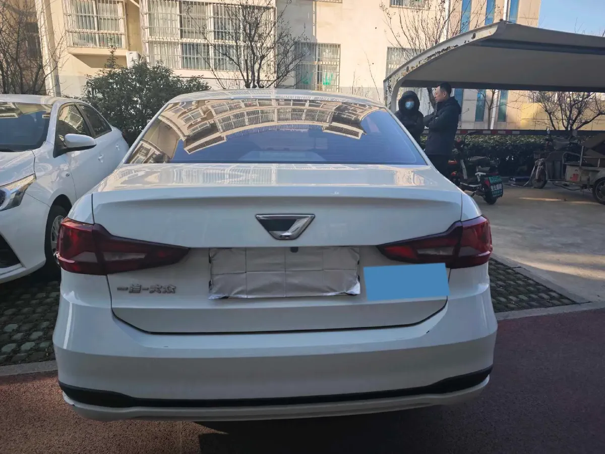 2021 Jetta VA3 1.5L 112HP L4 5MT,autocango,china used car exporter,china ev exporter,chinese used car exporter,chinese used ev exporter