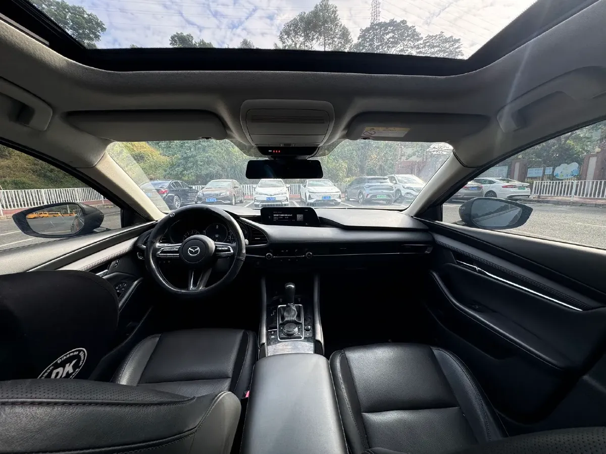 2020 Mazda 3 Axela 2.0L 158HP L4 6AT,autocango,china used car exporter,china ev exporter,chinese used car exporter,chinese used ev exporter