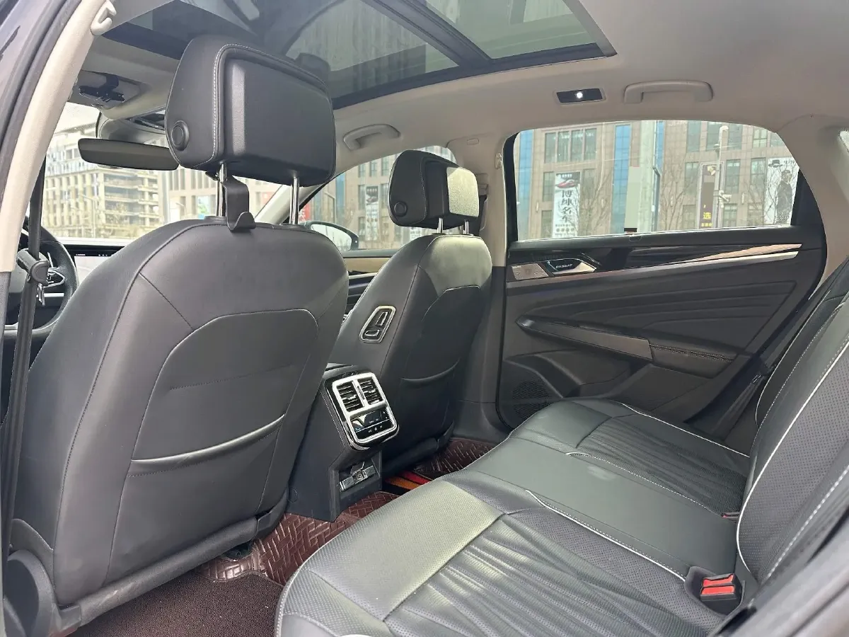 2023 Volkswagen Passat 2.0T 186HP L4 7DCT,autocango,china used car exporter,china ev exporter,chinese used car exporter,chinese used ev exporter