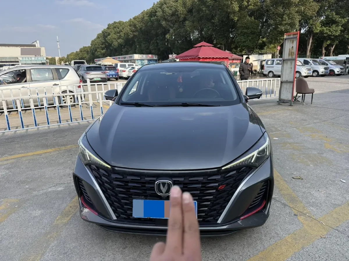 2022 ChangAn Eado 1.4T 160HP L4 7DCT,autocango,china used car exporter,china ev exporter,chinese used car exporter,chinese used ev exporter