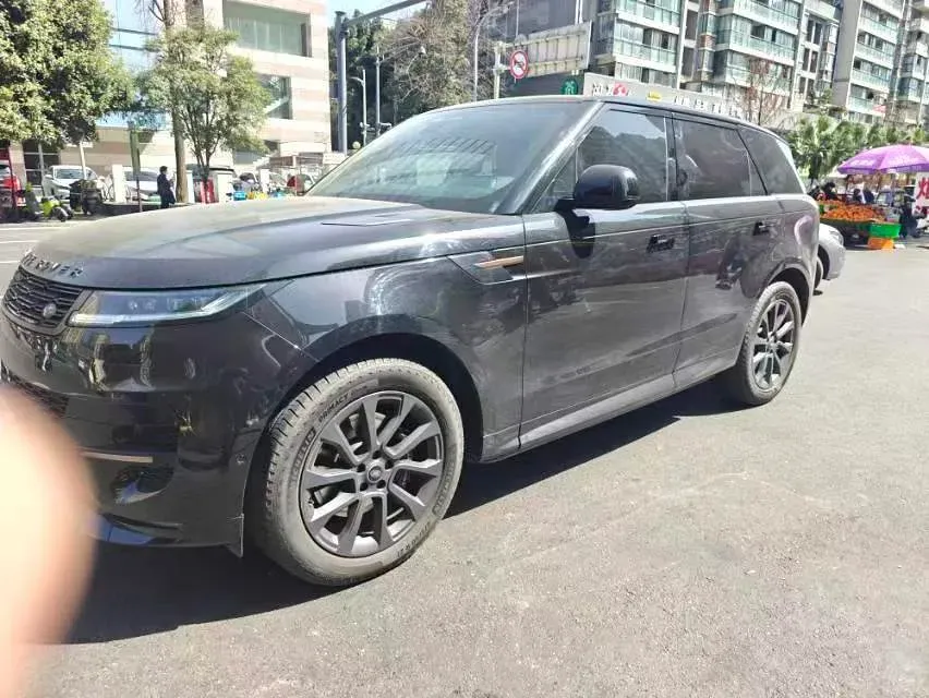 2024 Land Rover Range Rover Sport 3.0T 400HP L6 8AT,autocango,china used car exporter,china ev exporter,chinese used car exporter,chinese used ev exporter