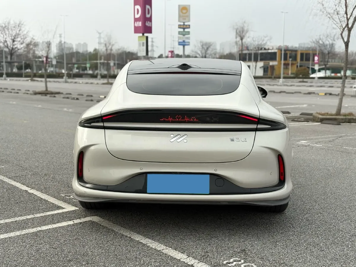 2024 IM L6 BEV 75KWH,autocango,china used car exporter,china ev exporter,chinese used car exporter,chinese used ev exporter