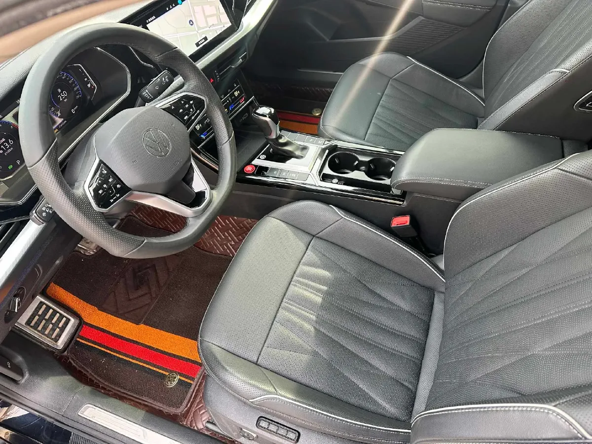 2023 Volkswagen Passat 2.0T 186HP L4 7DCT,autocango,china used car exporter,china ev exporter,chinese used car exporter,chinese used ev exporter