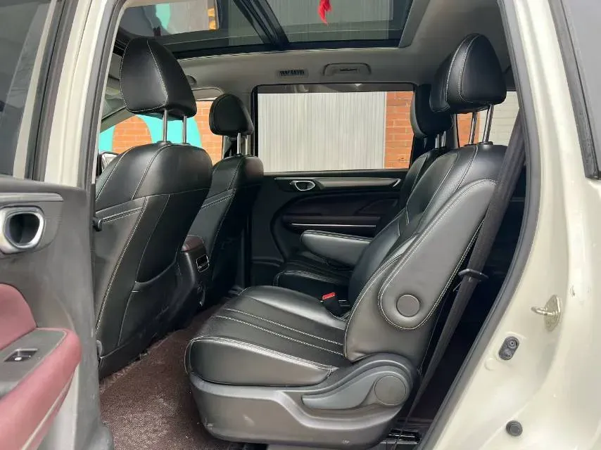 2021 GAC Trumpchi M6 1.5T 169HP L4 7DCT,autocango,china used car exporter,china ev exporter,chinese used car exporter,chinese used ev exporter