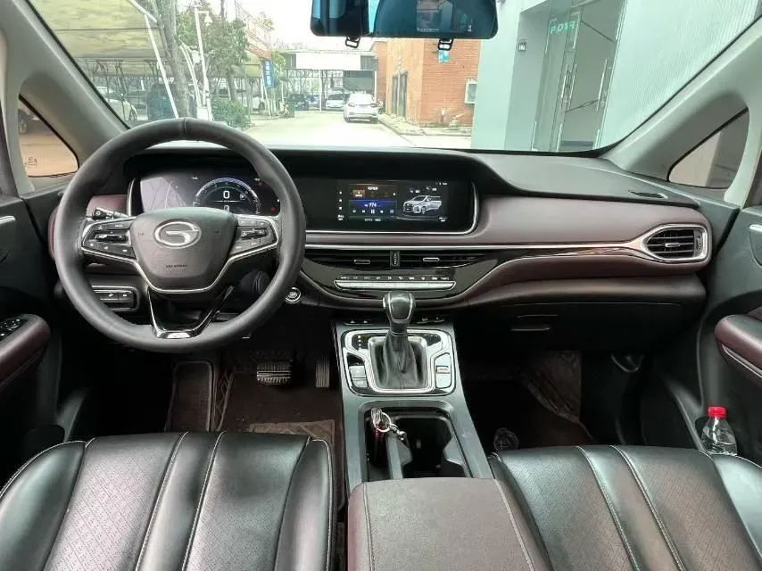 2021 GAC Trumpchi M6 1.5T 169HP L4 7DCT,autocango,china used car exporter,china ev exporter,chinese used car exporter,chinese used ev exporter