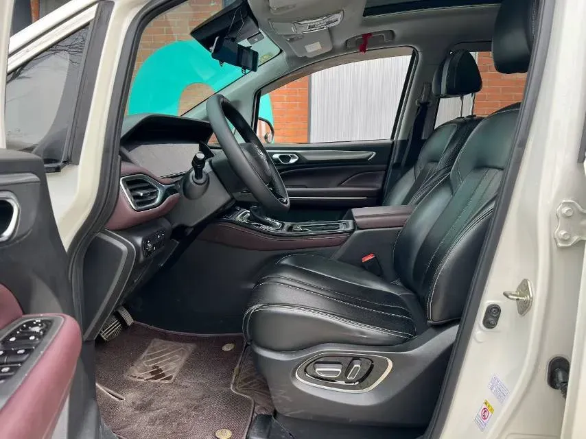 2021 GAC Trumpchi M6 1.5T 169HP L4 7DCT,autocango,china used car exporter,china ev exporter,chinese used car exporter,chinese used ev exporter