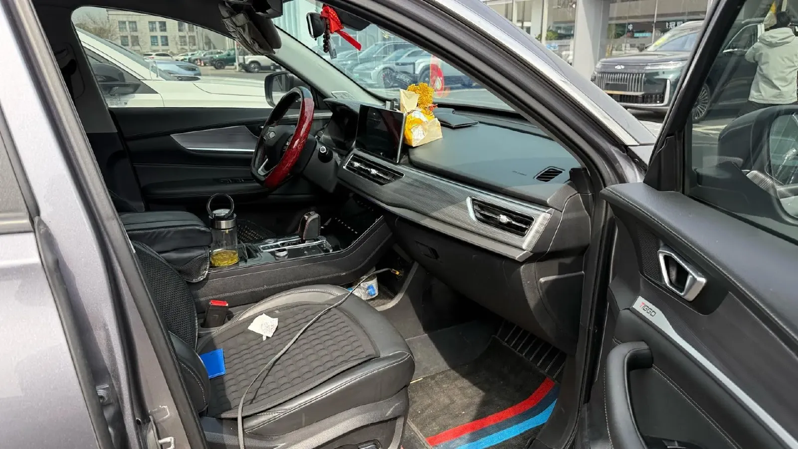 2021 Chery Tiggo 8 2.0T 254HP L4 7DCT,autocango,china used car exporter,china ev exporter,chinese used car exporter,chinese used ev exporter