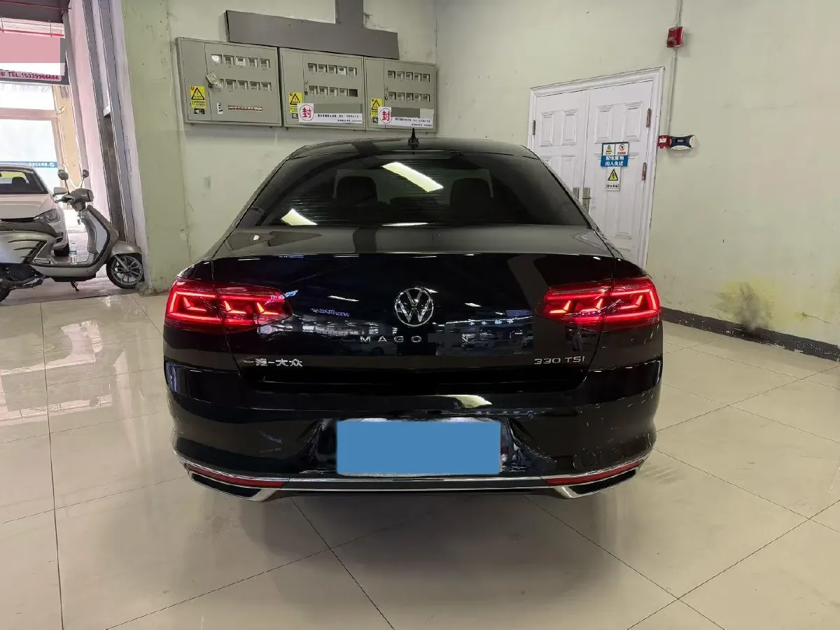 2020 Volkswagen Magotan 2.0T 186HP L4 7DCT,autocango,china used car exporter,china ev exporter,chinese used car exporter,chinese used ev exporter