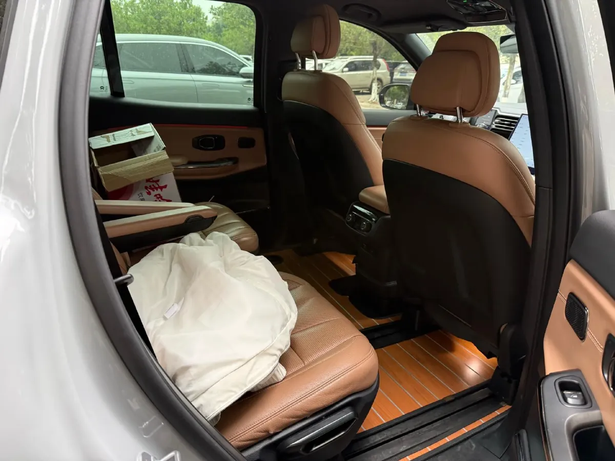 2020 NIO ES8 BEV 100KWH,autocango,china used car exporter,china ev exporter,chinese used car exporter,chinese used ev exporter