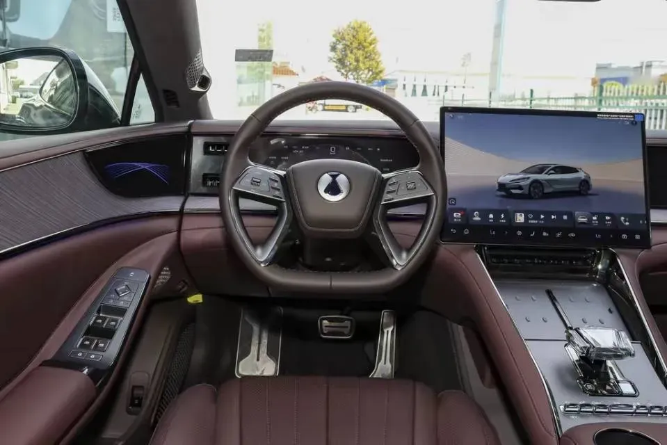 2024 Denza DenzaZ9GT 2.0T 207HP L4 E-CVT PHEV 38.5KWH,autocango,china used car exporter,china ev exporter,chinese used car exporter,chinese used ev exporter