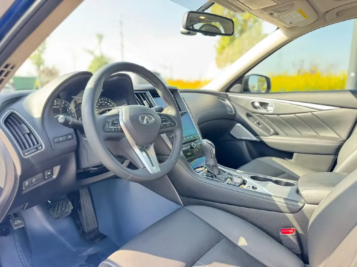 2022 Infiniti Q50L 2.0T 211HP L4 7AT,autocango,china used car exporter,china ev exporter,chinese used car exporter,chinese used ev exporter