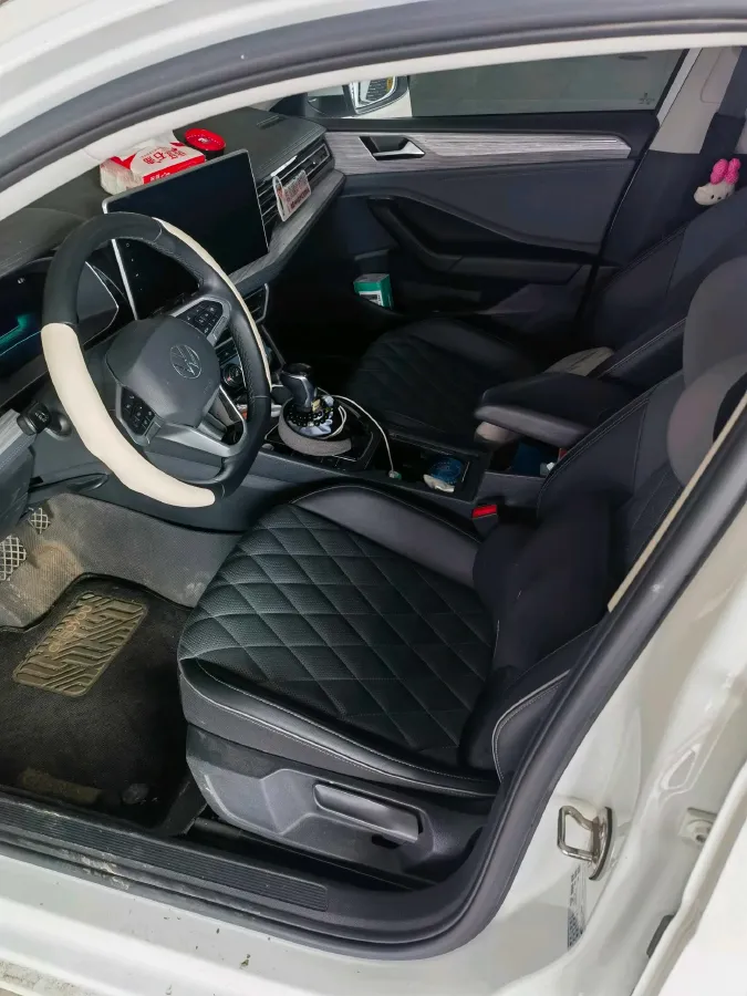 2023 Volkswagen Sagitar 1.4T 150HP L4 7DCT,autocango,china used car exporter,china ev exporter,chinese used car exporter,chinese used ev exporter