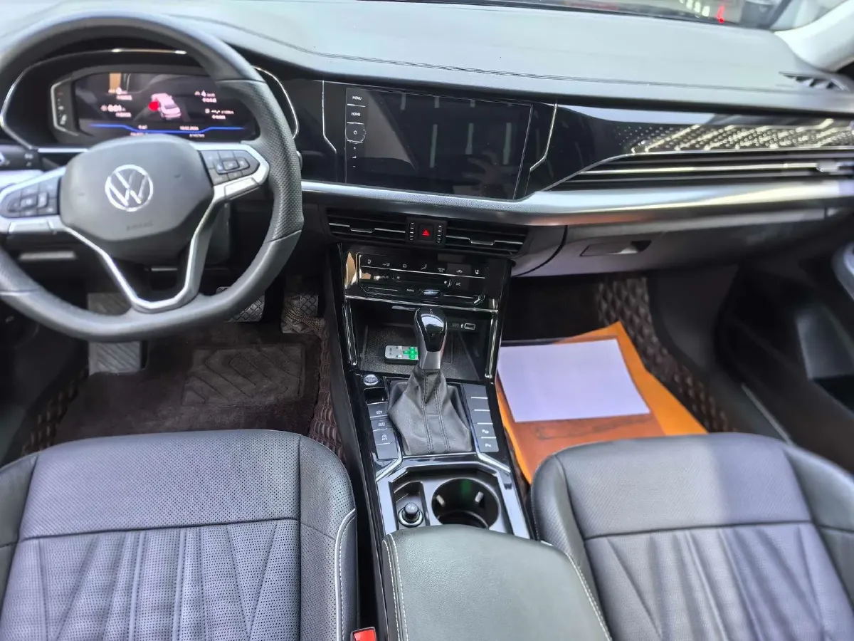 2022 Xpeng P7 BEV 60.2KWH,autocango,china used car exporter,china ev exporter,chinese used car exporter,chinese used ev exporter