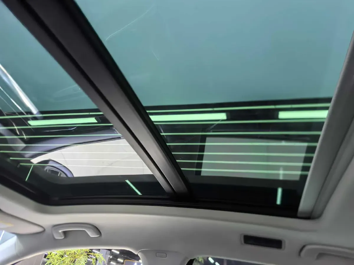 2022 Xpeng P7 BEV 60.2KWH,autocango,china used car exporter,china ev exporter,chinese used car exporter,chinese used ev exporter