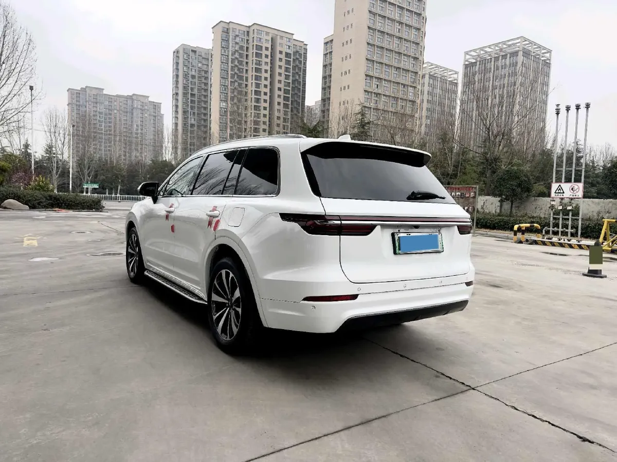 2020 Li ONE Range Extended 131HP REEV 40.5KWH,autocango,china used car exporter,china ev exporter,chinese used car exporter,chinese used ev exporter