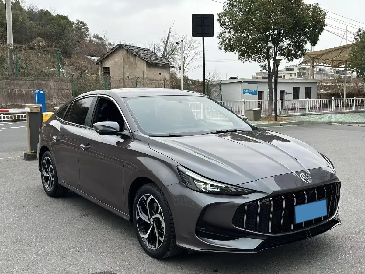 2025 MG 5 1.5T 181HP L4 7DCT,autocango,china used car exporter,china ev exporter,chinese used car exporter,chinese used ev exporter