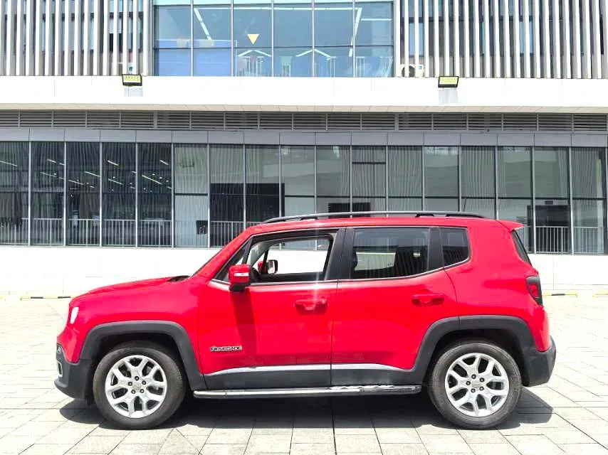 2018 Jeep Renegade 2.0L 148HP L4 9AT,autocango,china used car exporter,china ev exporter,chinese used car exporter,chinese used ev exporter