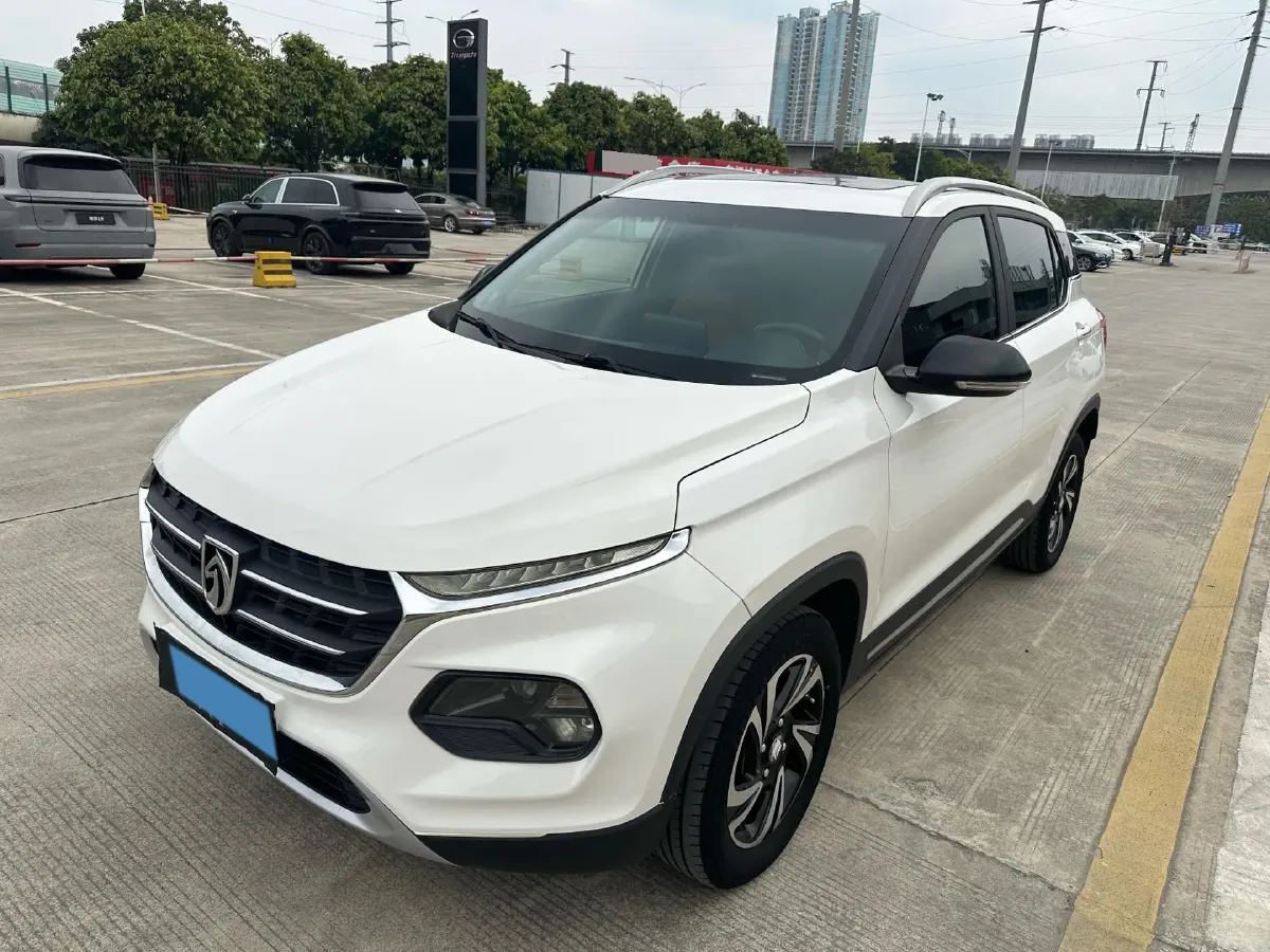 2017 BaoJun 510 1.5L 112HP L4 6MT,autocango,china used car exporter,china ev exporter,chinese used car exporter,chinese used ev exporter