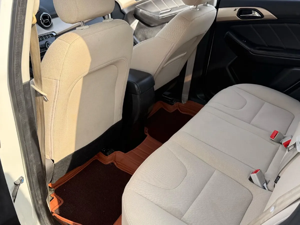 2018 BAIC ChangHe Q35 1.5L 116HP L4 4AT,autocango,china used car exporter,china ev exporter,chinese used car exporter,chinese used ev exporter