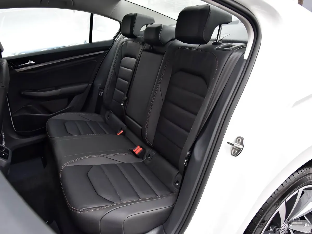 2020 Volkswagen Bora 1.5L 113HP L4 6AT,autocango,china used car exporter,china ev exporter,chinese used car exporter,chinese used ev exporter