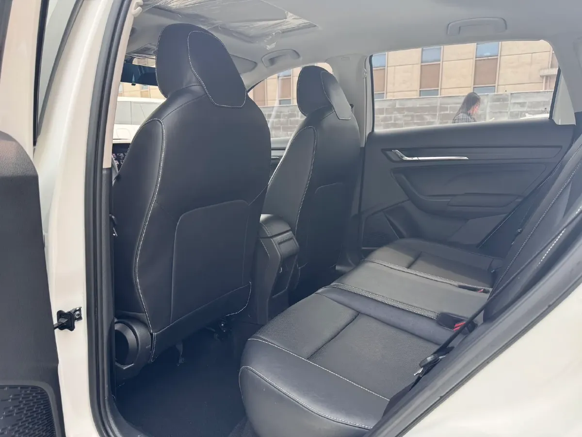 2022 Skoda Kamiq 1.5L 112HP L4 6AT,autocango,china used car exporter,china ev exporter,chinese used car exporter,chinese used ev exporter