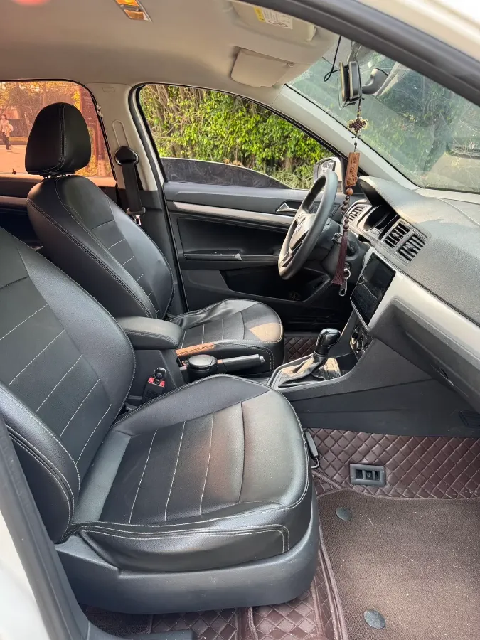 2017 Volkswagen Lavida 1.6L 110HP L4 6AT,autocango,china used car exporter,china ev exporter,chinese used car exporter,chinese used ev exporter