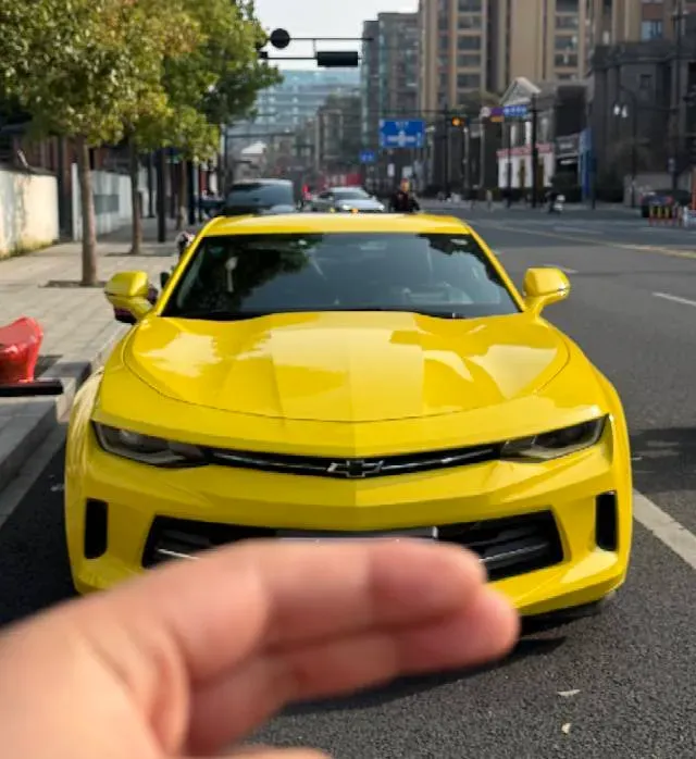 2017 Chevrolet Camaro 2.0T 275HP L4 8AT,autocango,china used car exporter,china ev exporter,chinese used car exporter,chinese used ev exporter