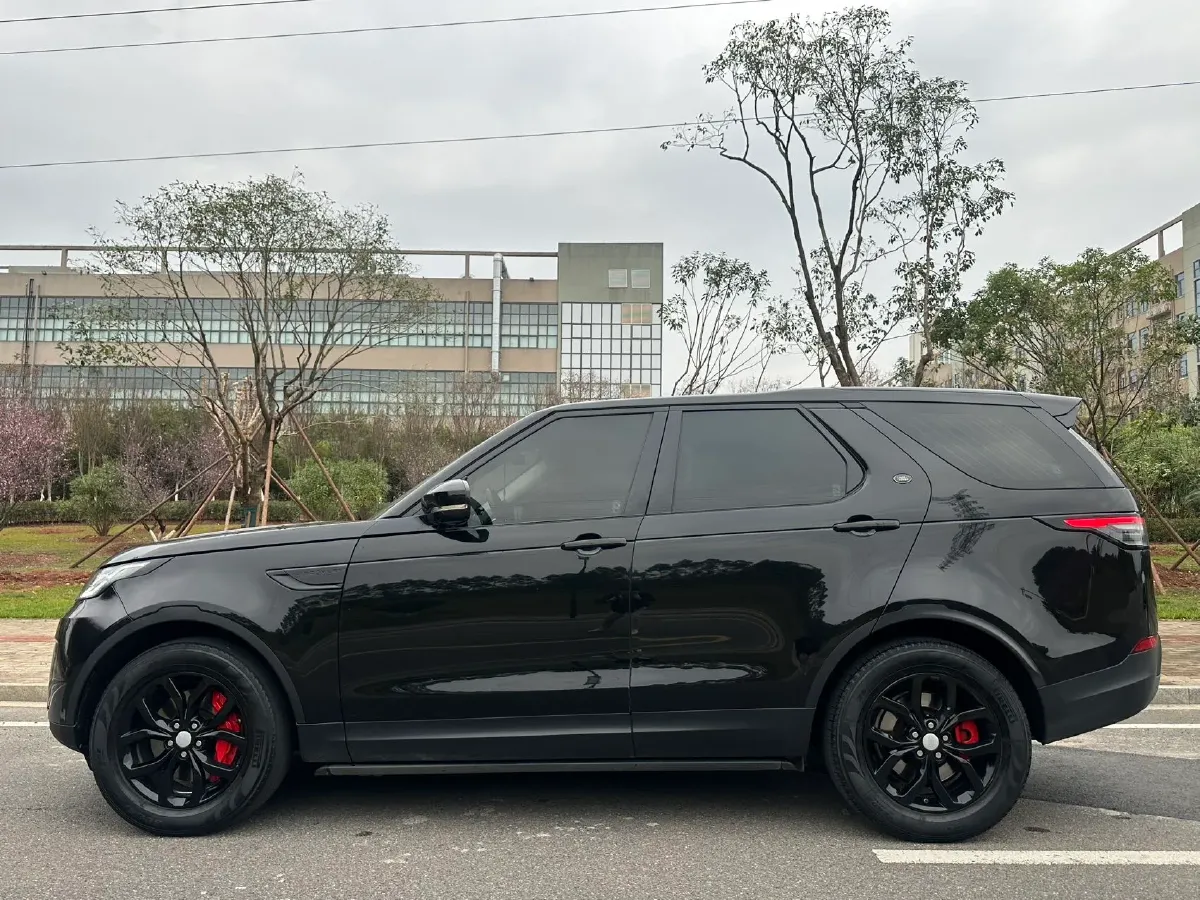 2018 Land Rover Discovery 3.0T 340HP V6 8AT,autocango,china used car exporter,china ev exporter,chinese used car exporter,chinese used ev exporter