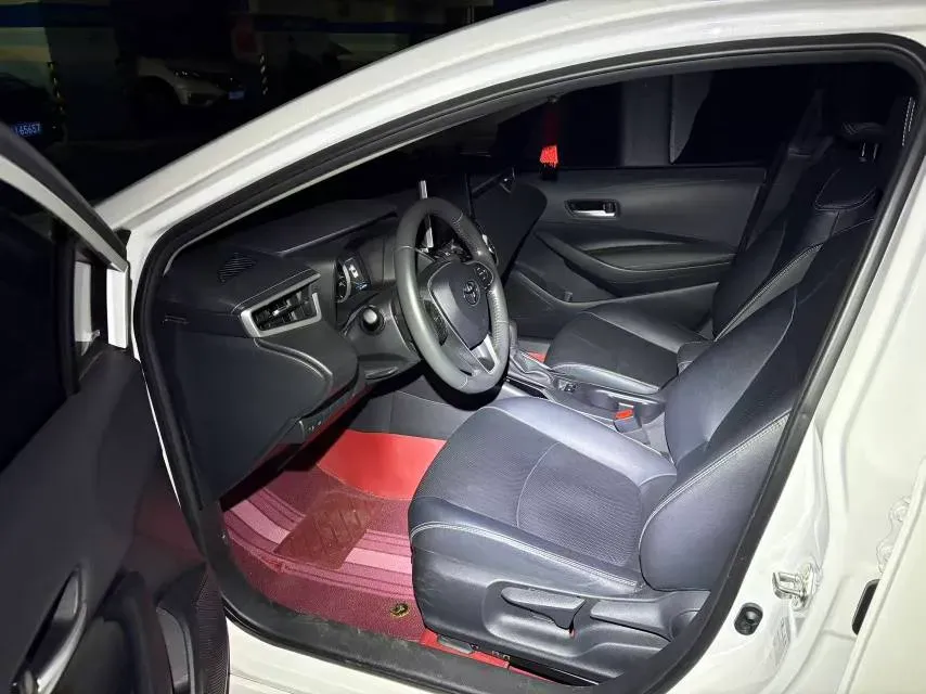 2021 Toyota Corolla 1.2T 116HP L4 CVT,autocango,china used car exporter,china ev exporter,chinese used car exporter,chinese used ev exporter