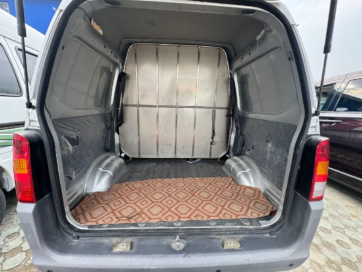 2020 WuLing ZhiGuang 1.2L 76HP L4 5MT,autocango,china used car exporter,china ev exporter,chinese used car exporter,chinese used ev exporter